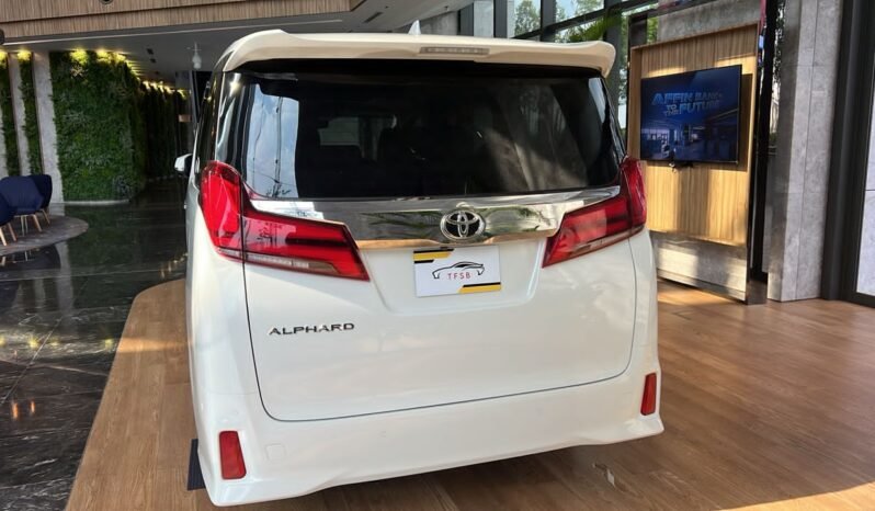 
								Toyota Alphard full									